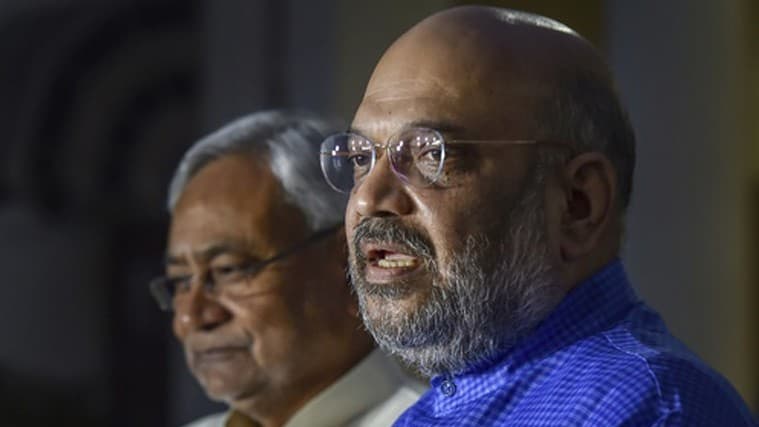 बिहार में अमित शाह की ‘घुसपैठ’ और सीन से गायब नीतीश?